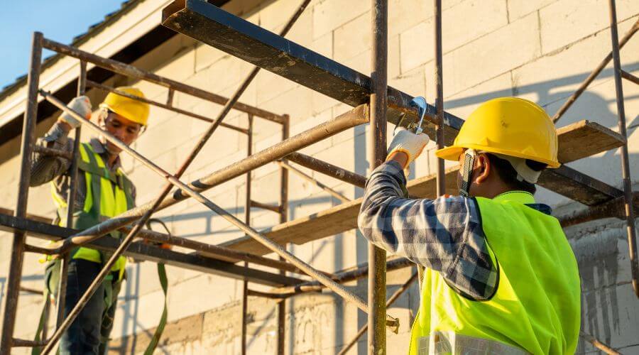 Professional residential roofers in Fort Blackmore, VA